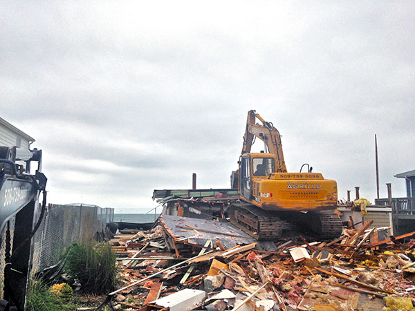 Agrillo Construction equipment preparing a seaside house lot for new construction.